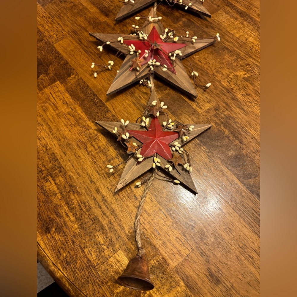 Rustic Red Star Decoration